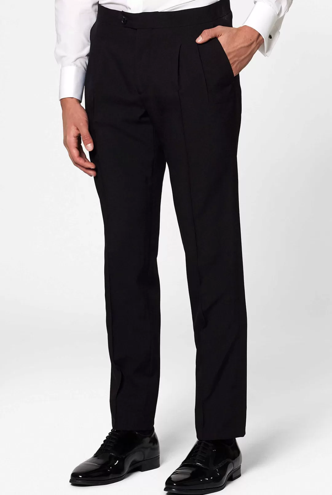 jet_set_black_4.webp Examen Smokings | Kerst Smokings | OppoSuits Jet Set Black